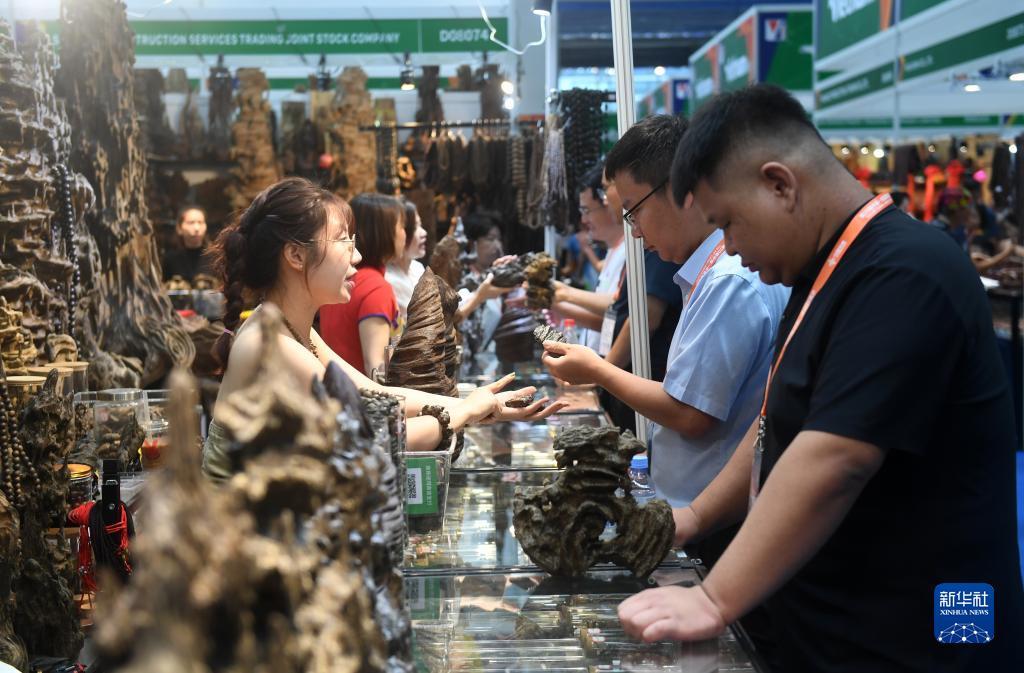 丹东棋牌世界